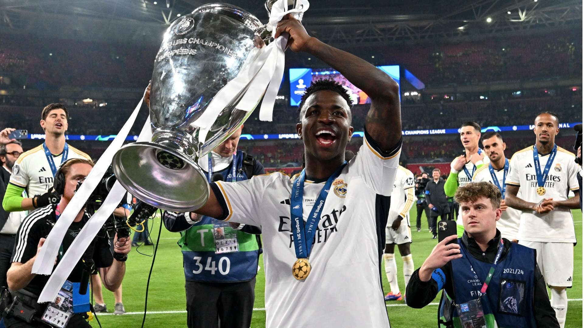 薩格勒布迪納摩足球俱樂部.